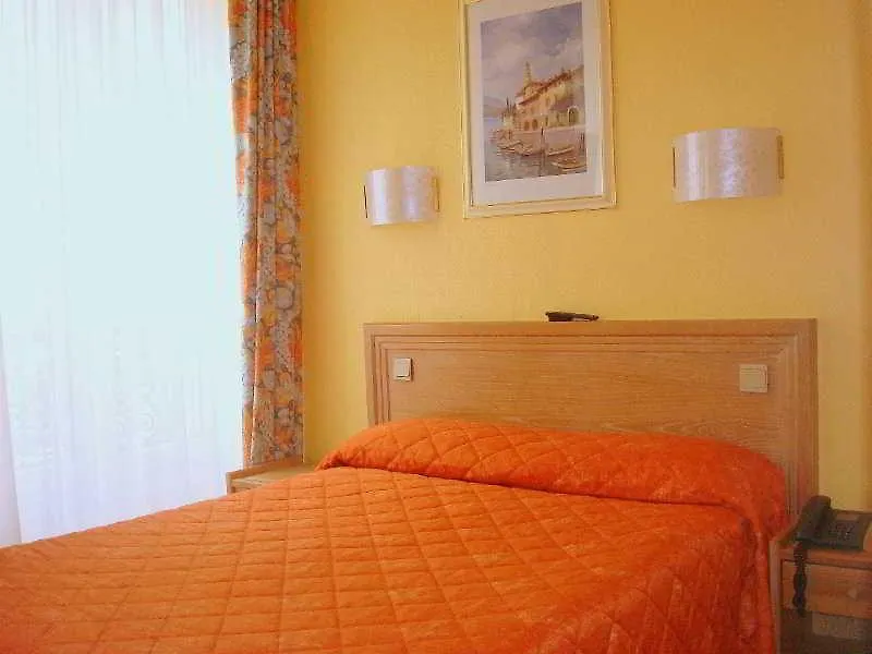 Wit Hotell