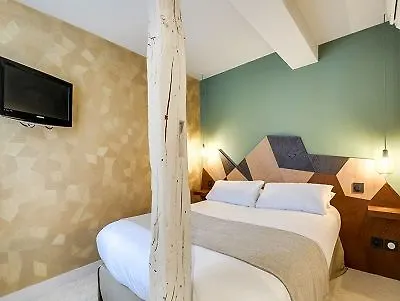 Otel Wit 3*