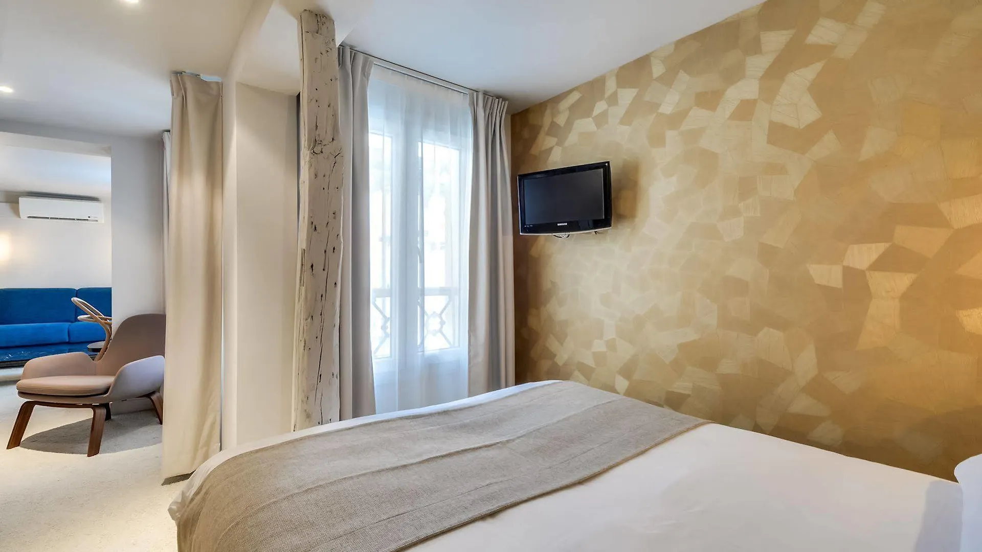 Wit Otel Paris